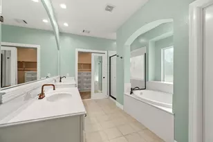 8102 Hills Pkwy, Montgomery, TX 77316 - Photo 13