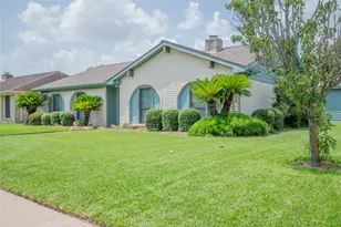 9202 Benning Dr, Houston, TX 77031 - Photo 3