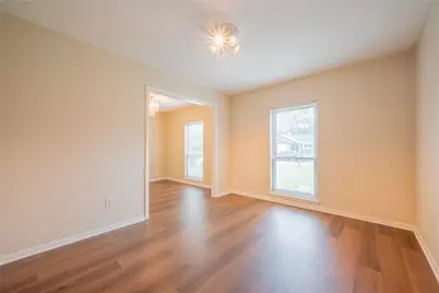 9202 Benning Drive, Houston, TX 77031 - Photo 7