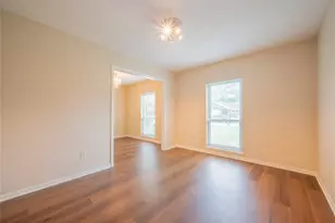 9202 Benning Dr, Houston, TX 77031 - Photo 7