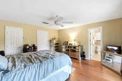 730 Seacliff Drive, Houston, TX 77062 - Photo 35