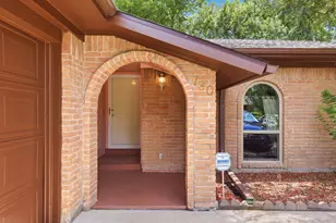 730 Seacliff Dr, Houston, TX 77062 - Photo 7