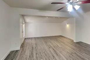 6 Canyon Oak Pl, The Woodlands, TX 77380 - Photo 3