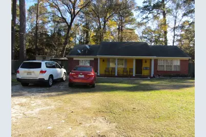93 Deerfield, Huntsville, TX 77340 - Photo 19