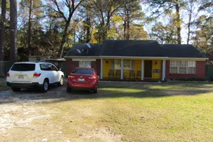 93 Deerfield, Huntsville, TX 77340 - Photo 19