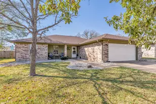 3319 Big Bend Dr, Bryan, TX 77803 - Photo 9