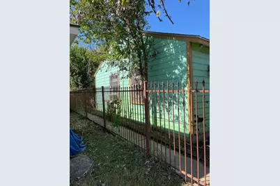 903 Bank Drive, Galena Park, TX 77547 - Photo 3