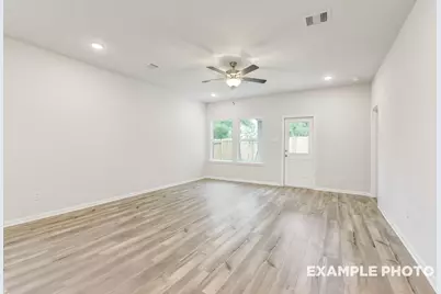 112 W Canopy Crossing Circle, Conroe, TX 77301 - Photo 9