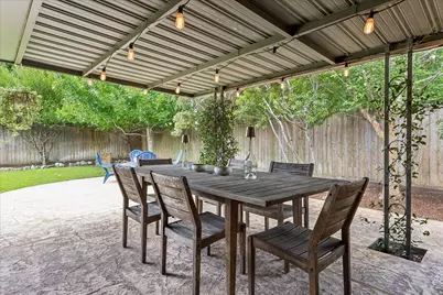 2106 Saxon Drive, Houston, TX 77018 - Photo 29