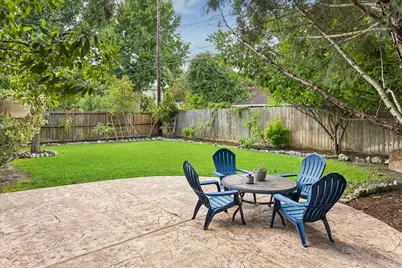 2106 Saxon Drive, Houston, TX 77018 - Photo 27