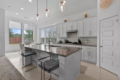 2014 Hays Ranch Drive, Richmond, TX 77469 - Photo 9