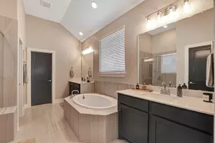 16548 Gaines Gln Ln, Montgomery, TX 77316 - Photo 29