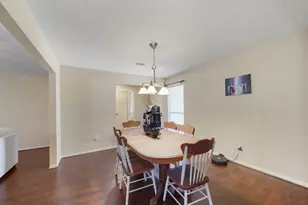 2239 Highland Hills Dr, Sugar Land, TX 77478 - Photo 11