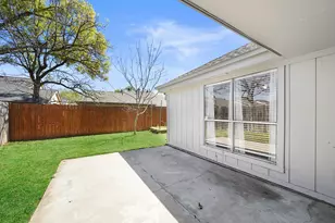 2239 Highland Hills Dr, Sugar Land, TX 77478 - Photo 25