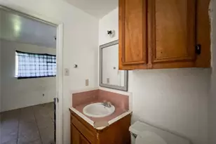 5413 Glen Nook Dr, Houston, TX 77016 - Photo 9