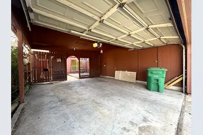 10807 Sashay Drive, Houston, TX 77099 - Photo 15