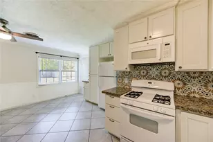 5317 Crestmont St, Baytown, TX 77521 - Photo 15
