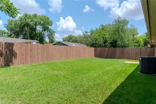 15610 Briar Spring Ct, Houston, TX 77489 - Photo 7