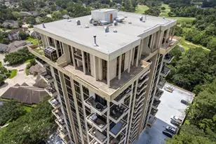 14655 Champion Forest Dr, Houston, TX 77069 - Photo 3