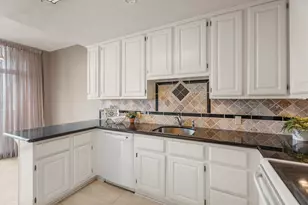 14655 Champion Forest Dr, Houston, TX 77069 - Photo 13
