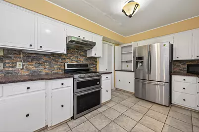 1701 Mistletoe Lane, Houston, TX 77339 - Photo 9