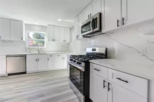 1831 Courtside Pl Dr, Missouri City, TX 77489 - Photo 1