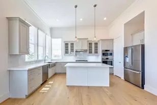 6140 Cottage Grove Lake Dr, Houston, TX 77007 - Photo 5