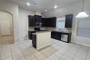 10002 Blissfull Valley Ln, Tomball, TX 77375 - Photo 5