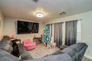 19719 Hidden Shadow Ln, Cypress, TX 77433 - Photo 5