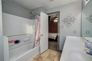 19719 Hidden Shadow Ln, Cypress, TX 77433 - Photo 17