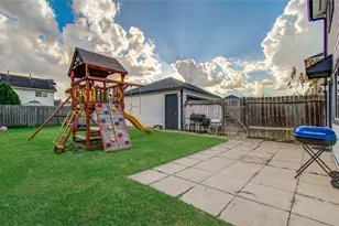 19719 Hidden Shadow Ln, Cypress, TX 77433 - Photo 23