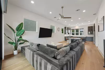 2706 Salek View #56, Austin, TX 78741 - Photo 41