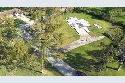 6403 Spencer Drive, Jones Creek, TX 77541 - Photo 13