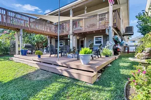 656 Warsaw St, Bayou Vista, TX 77563 - Photo 25