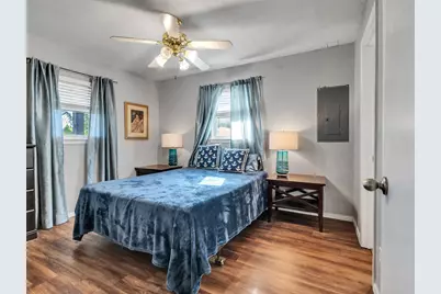 656 Warsaw Street, Bayou Vista, TX 77563 - Photo 13