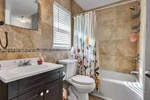 656 Warsaw St, Bayou Vista, TX 77563 - Photo 17