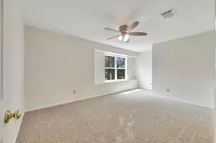 803 Island Meadow Ct, Houston, TX 77062 - Photo 39