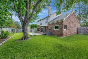 803 Island Meadow Ct, Houston, TX 77062 - Photo 7