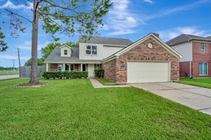 803 Island Meadow Ct, Houston, TX 77062 - Photo 1