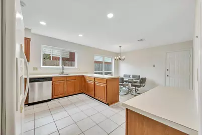 803 Island Meadow Court, Houston, TX 77062 - Photo 19