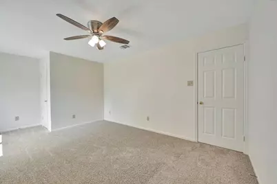 803 Island Meadow Court, Houston, TX 77062 - Photo 41