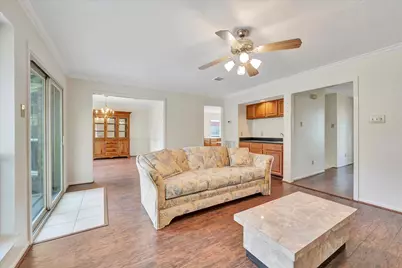 803 Island Meadow Court, Houston, TX 77062 - Photo 15