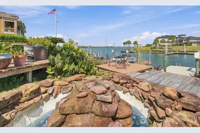 932 Plantation Street, League City, TX 77573 - Photo 35
