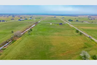 354 Brahman Trail, Angleton, TX 77515 - Photo 5