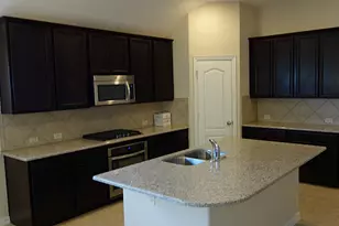 9215 Monarch Field Ln, Cypress, TX 77433 - Photo 9