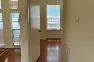 8623 Beechcrest St, Houston, TX 77083 - Photo 27