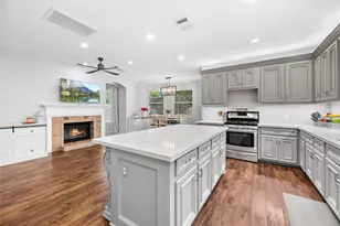 9518 Hanging Moss Trail, Houston, TX 77064 - Photo 11