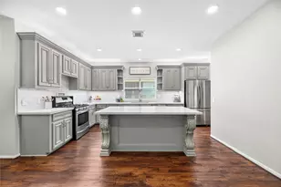 9518 Hanging Moss Trail, Houston, TX 77064 - Photo 9