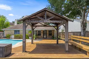 5919 Santa Fe Cir, Dickinson, TX 77539 - Photo 45