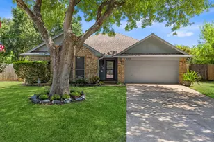 5919 Santa Fe Cir, Dickinson, TX 77539 - Photo 3